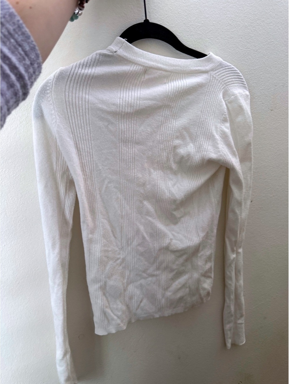 “Be cool” sweater size large cozy warm cute fitted look